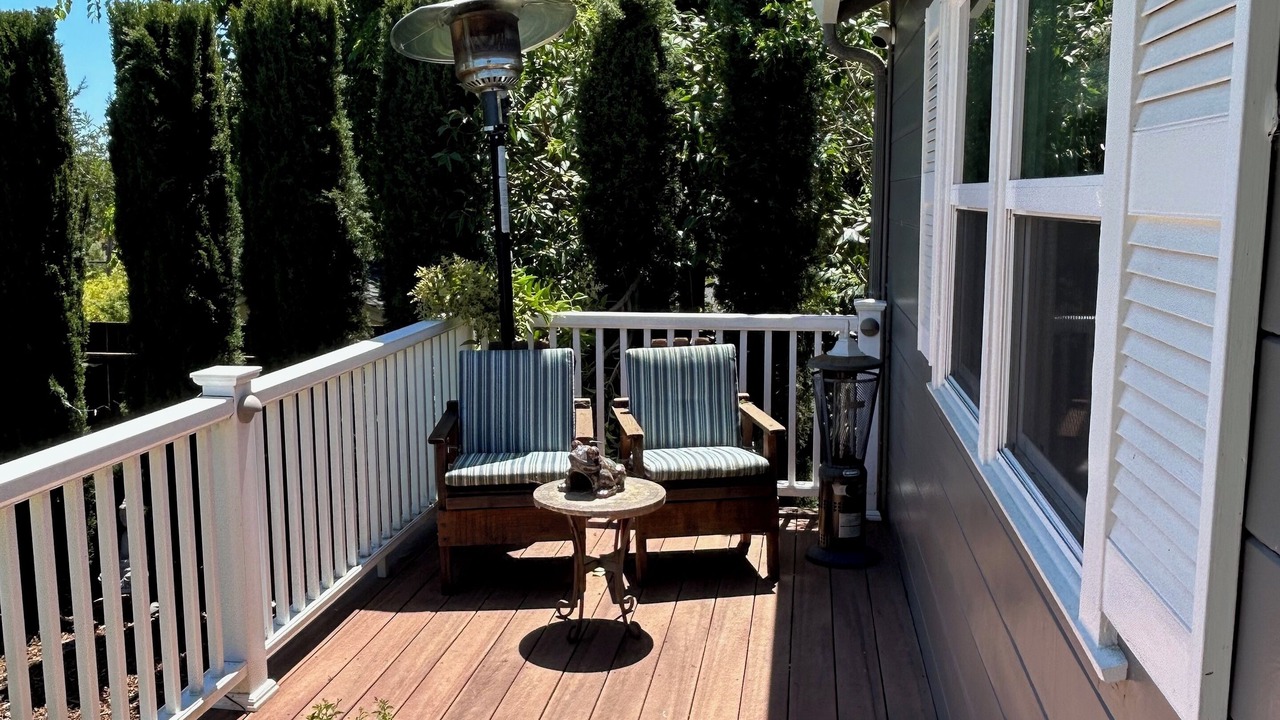 Photo of Patio Balcony in Emerald Hills