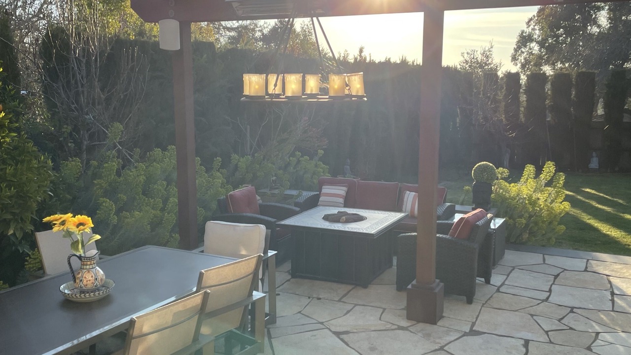Photo of Outdoor in Emerald Hills