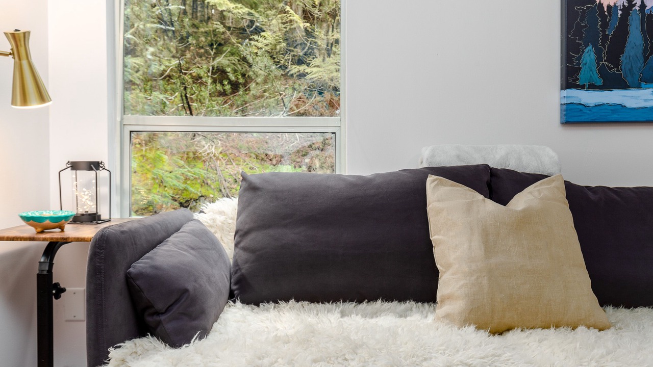 Photo of Livingroom in Whistler Creekside
