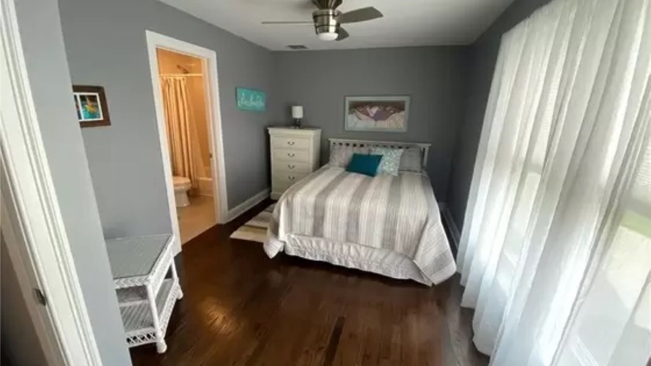 Photo of Bedroom in Westbrook Center