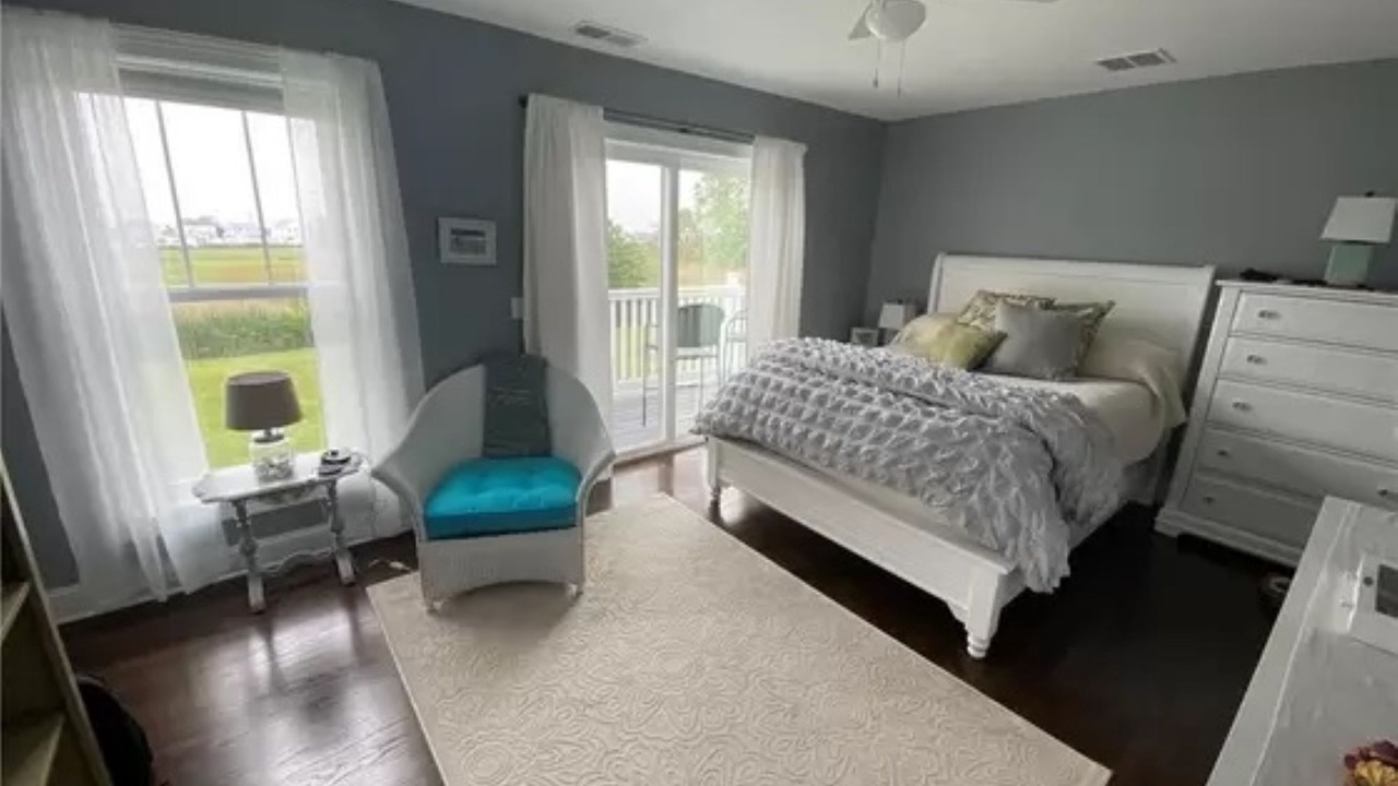 Photo of Bedroom in Westbrook Center