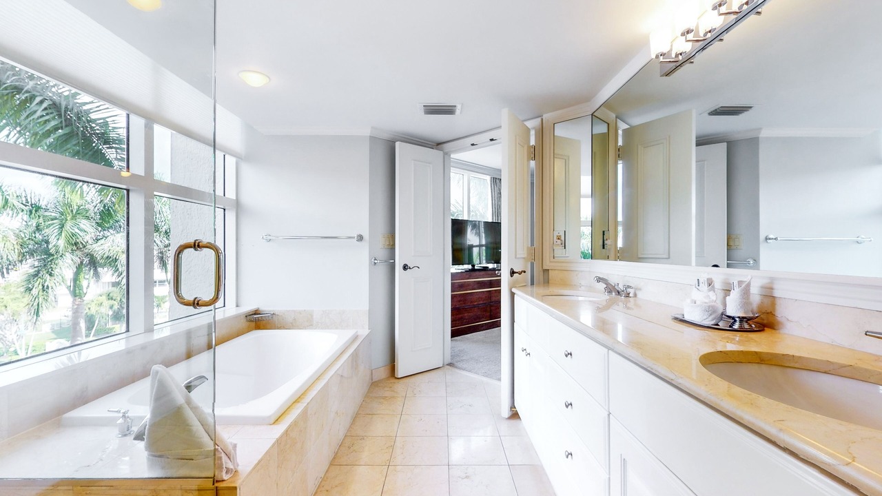 Photo of Bathroom in Marco Island