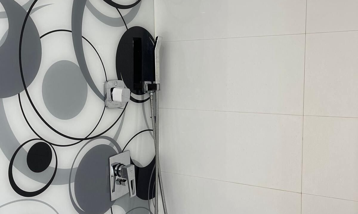 Photo of Bathroom in Bat Yam