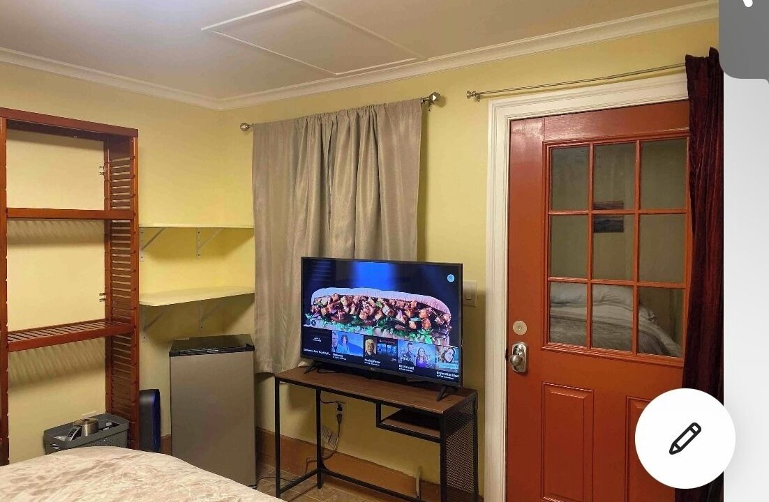 Photo of Bedroom in Broadmoor