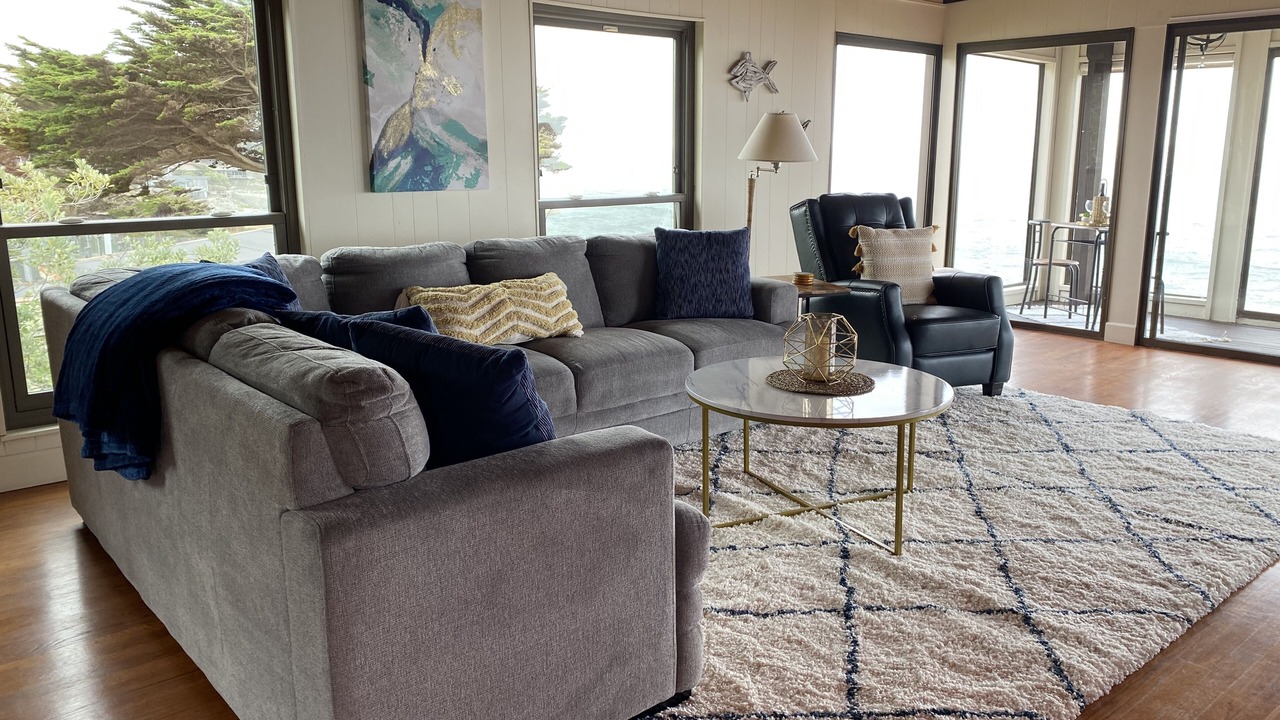 Photo of Bedroom in Moss Beach