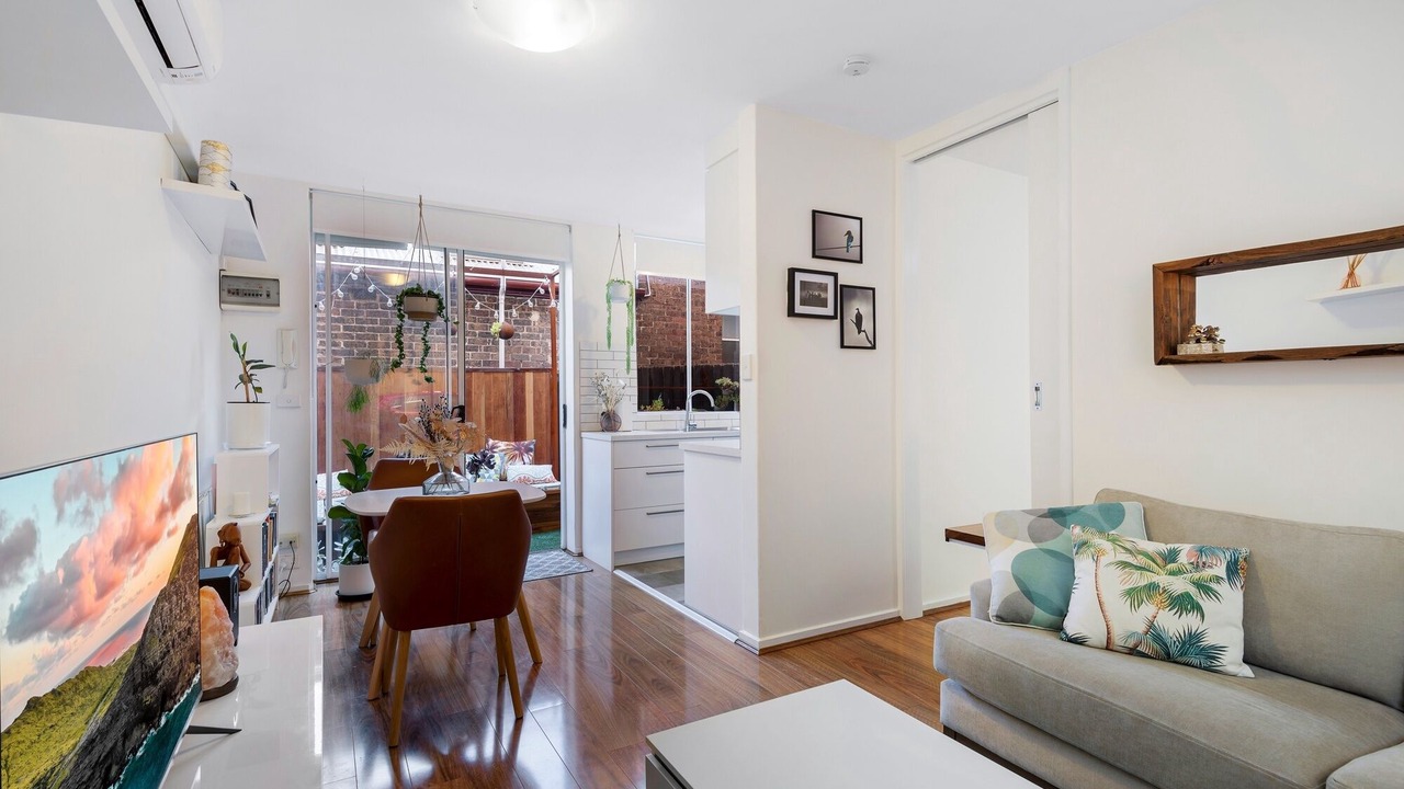 Photo of Livingroom in St Kilda