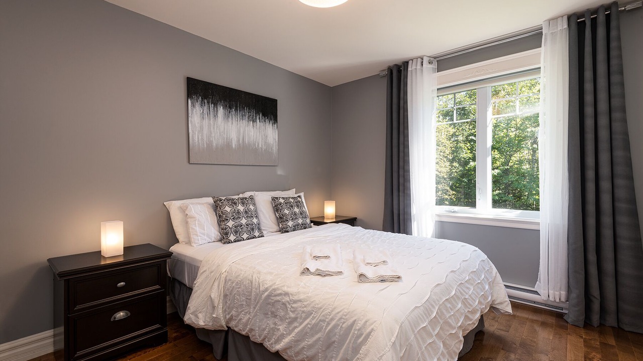Photo of Bedroom in Petite-Riviere-Saint-Francois