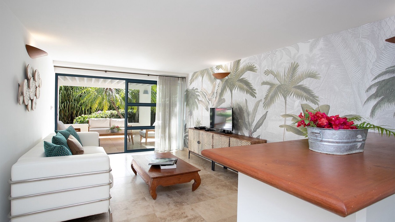 Photo of Livingroom in Plum Bay