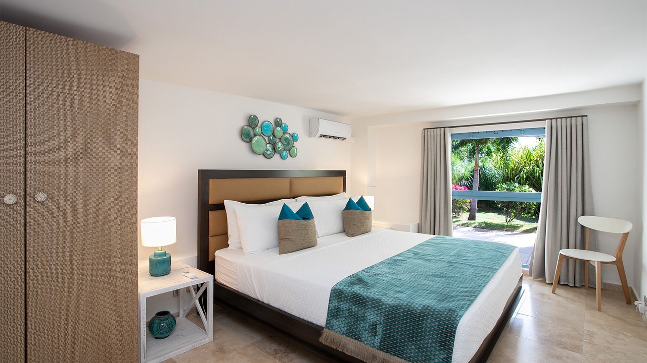 Photo of Bedroom in Plum Bay