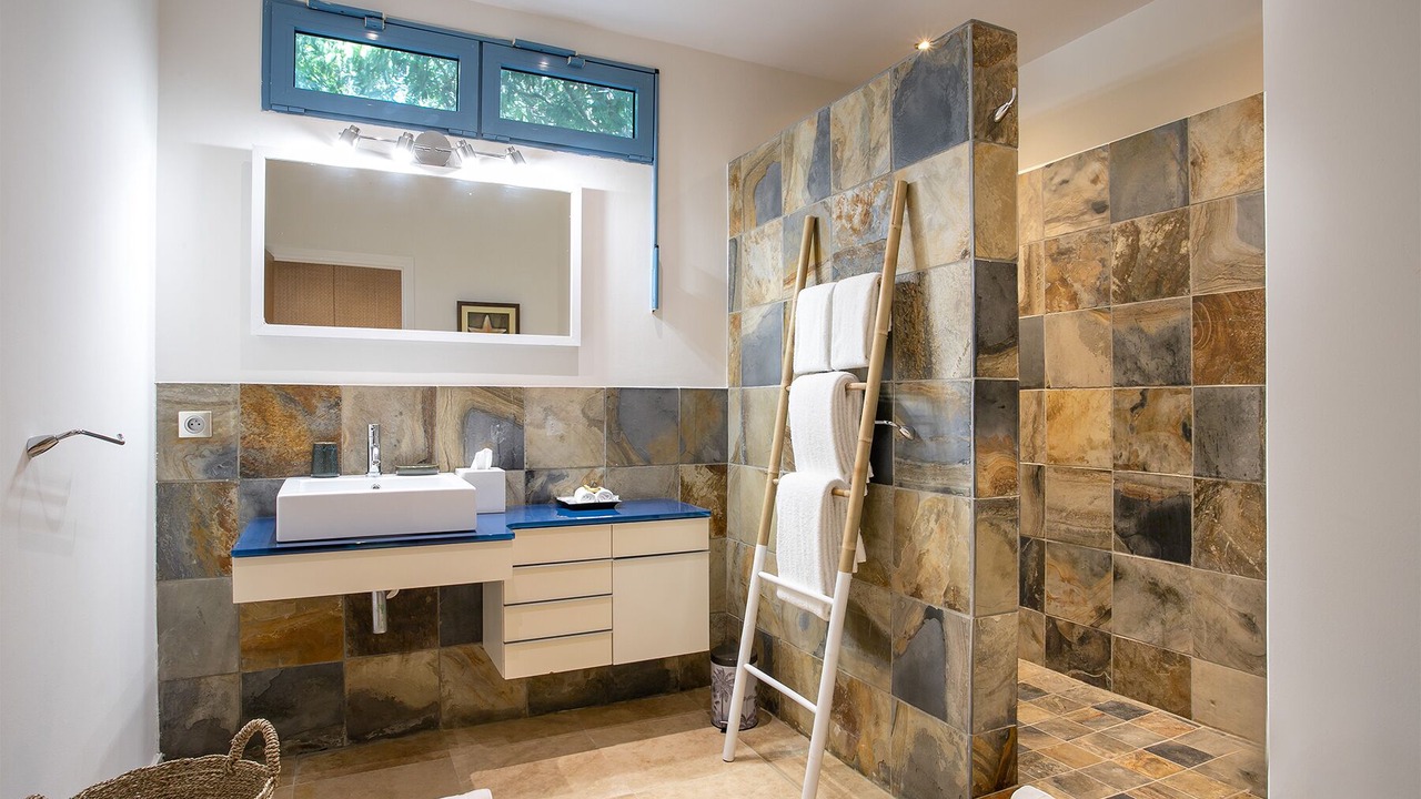 Photo of Bathroom in Plum Bay
