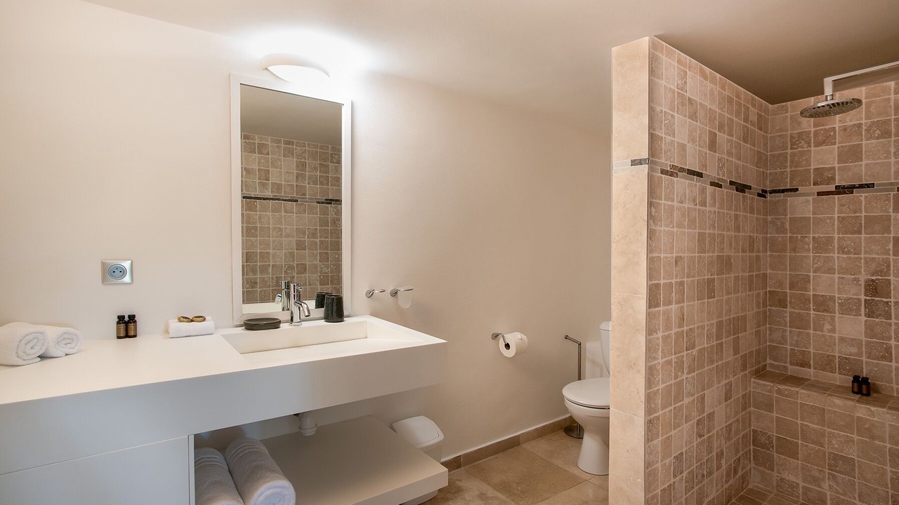 Photo of Bathroom in Plum Bay