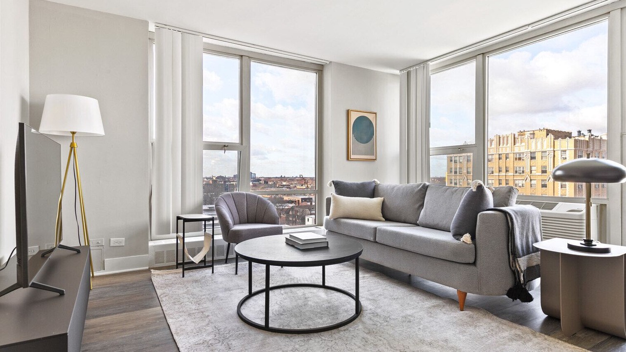 Photo of Livingroom in Edgewater Beach