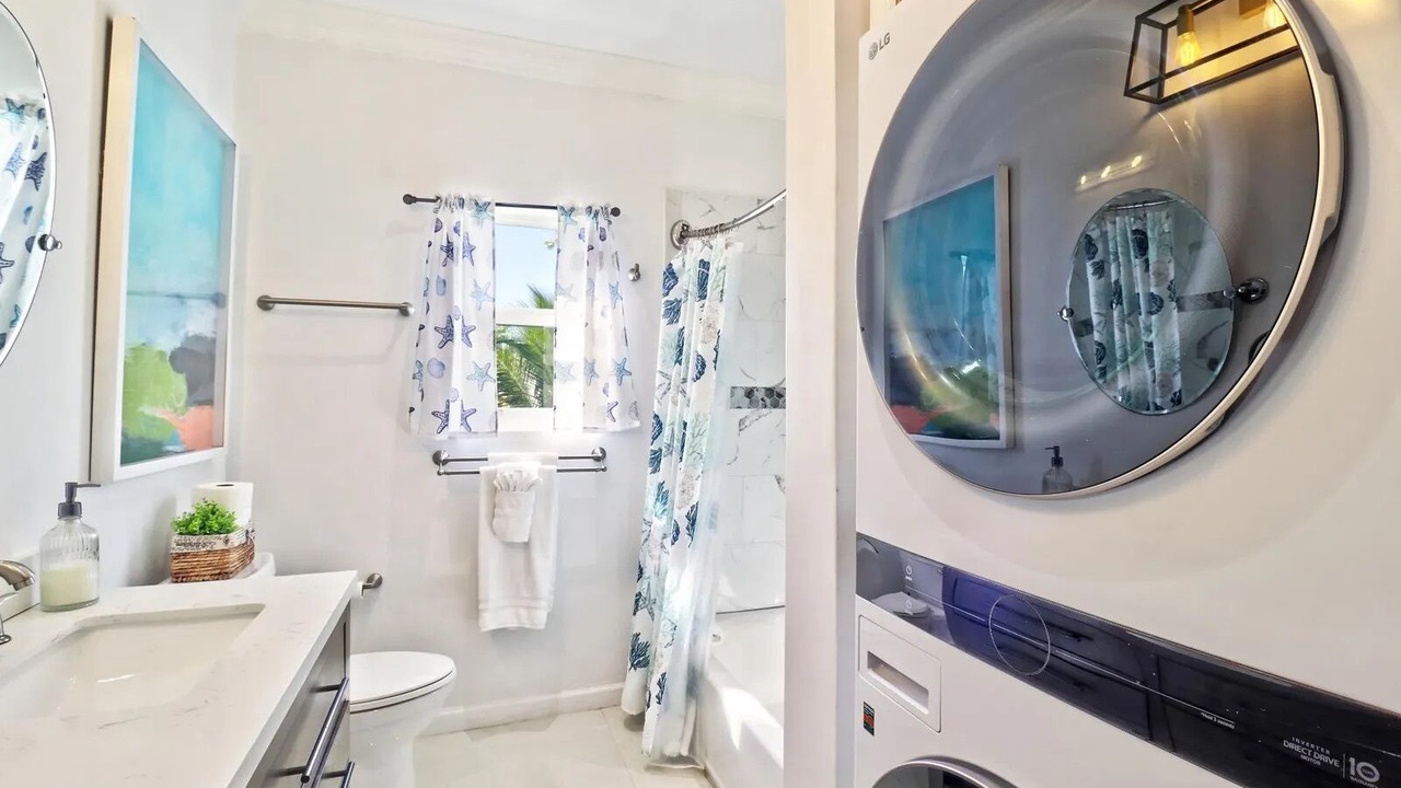 Photo of Bathroom in Treasure Cay