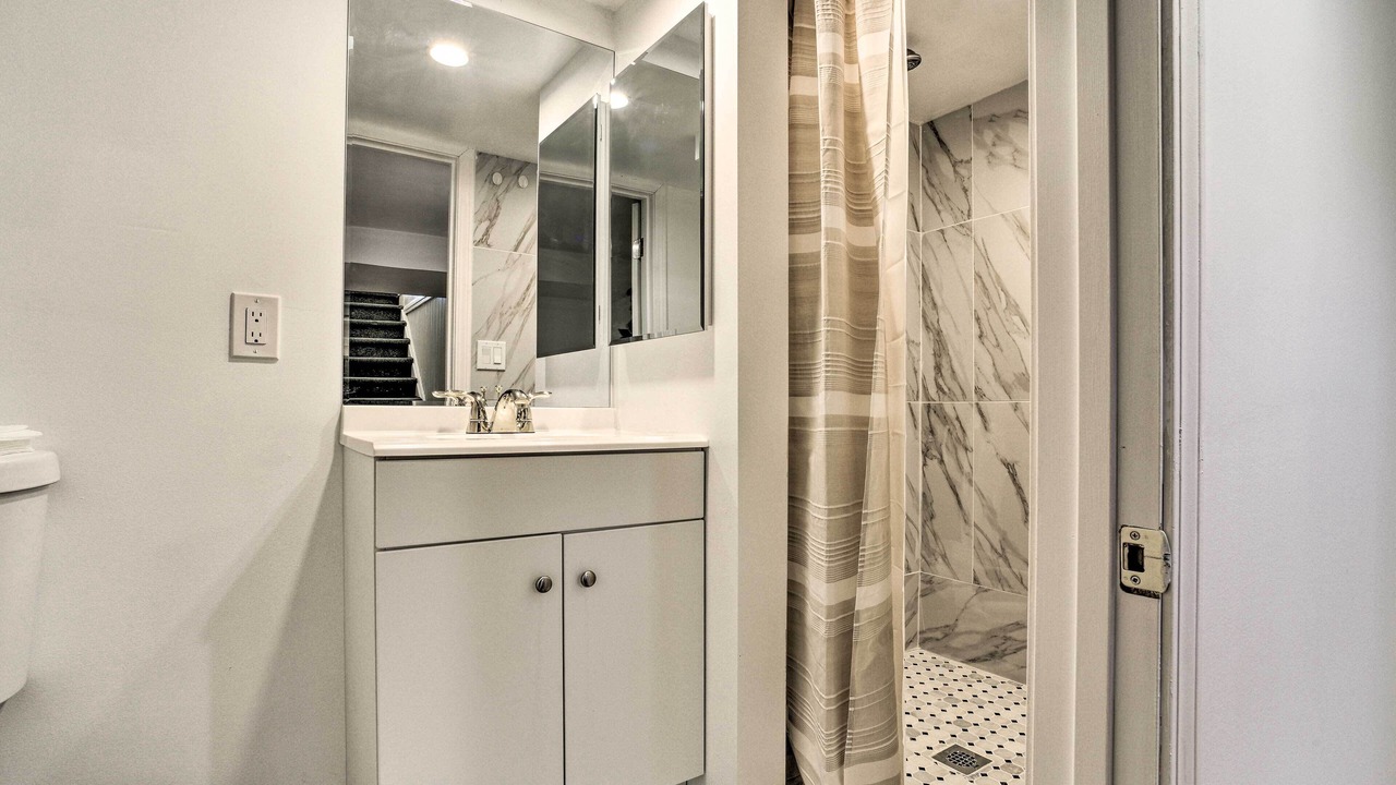 Photo of Bathroom in Allen