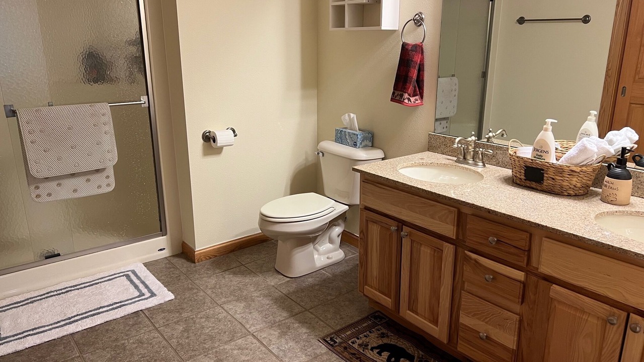Photo of Bathroom in Arkdale
