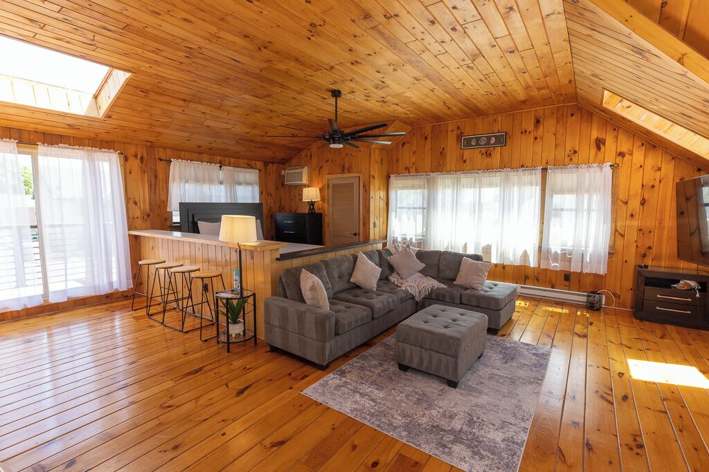 Photo of Livingroom in Old Lyme