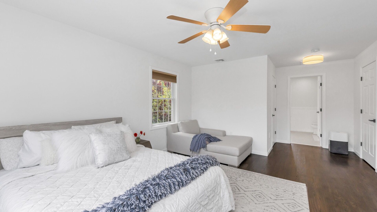 Photo of Bedroom in Westhampton