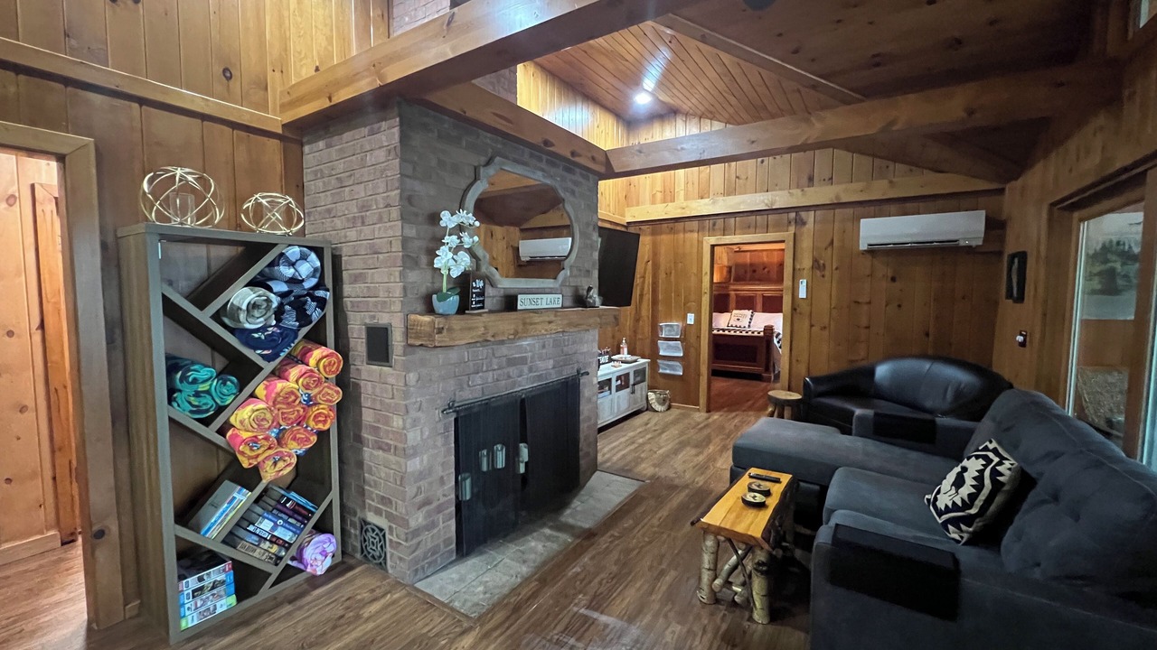 Photo of Bedroom in King