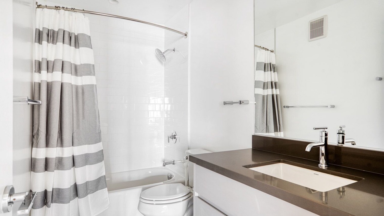 Photo of Bathroom in Sharon Heights