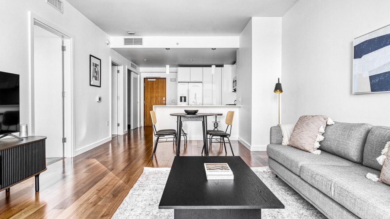 Photo of Livingroom in Rincon Hill