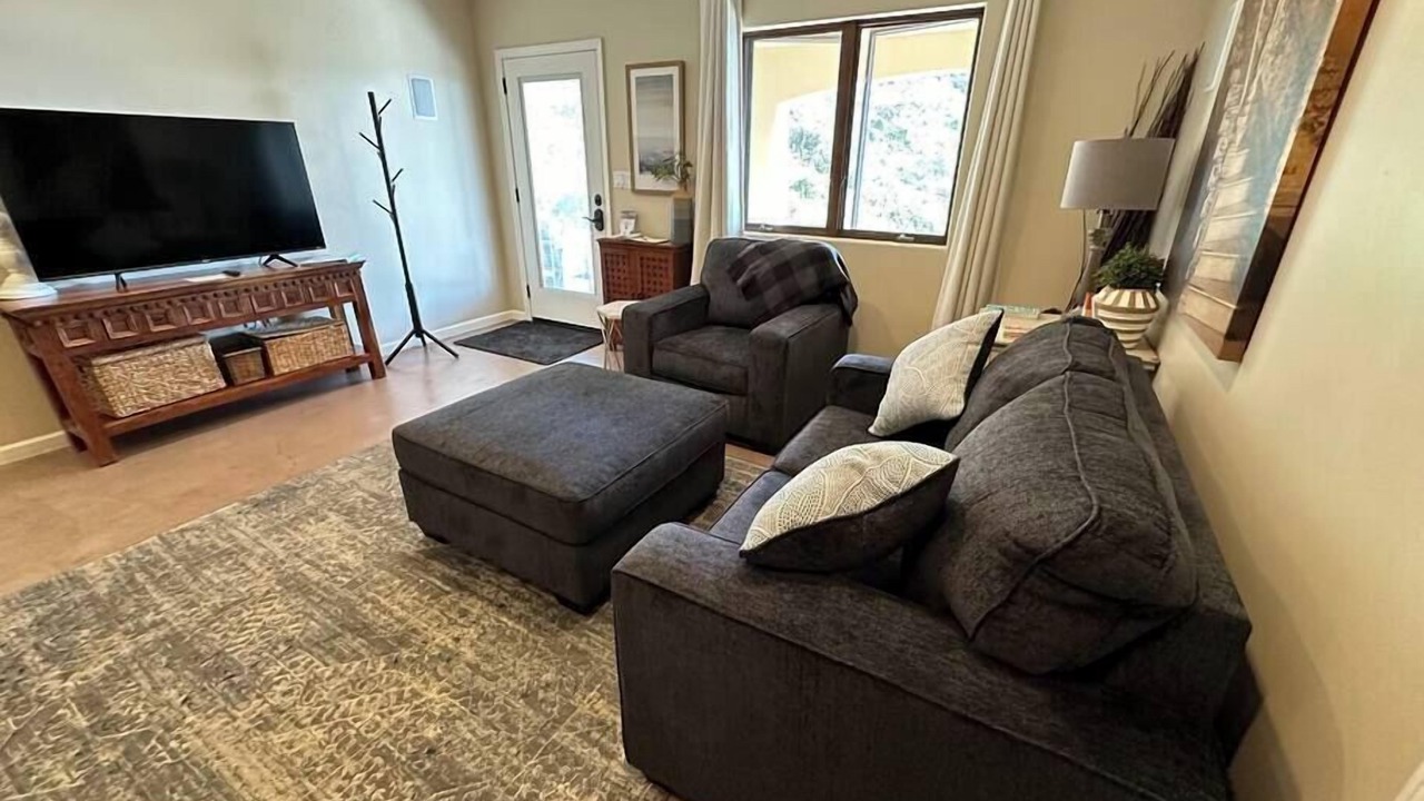 Photo of Livingroom in Sharp Park