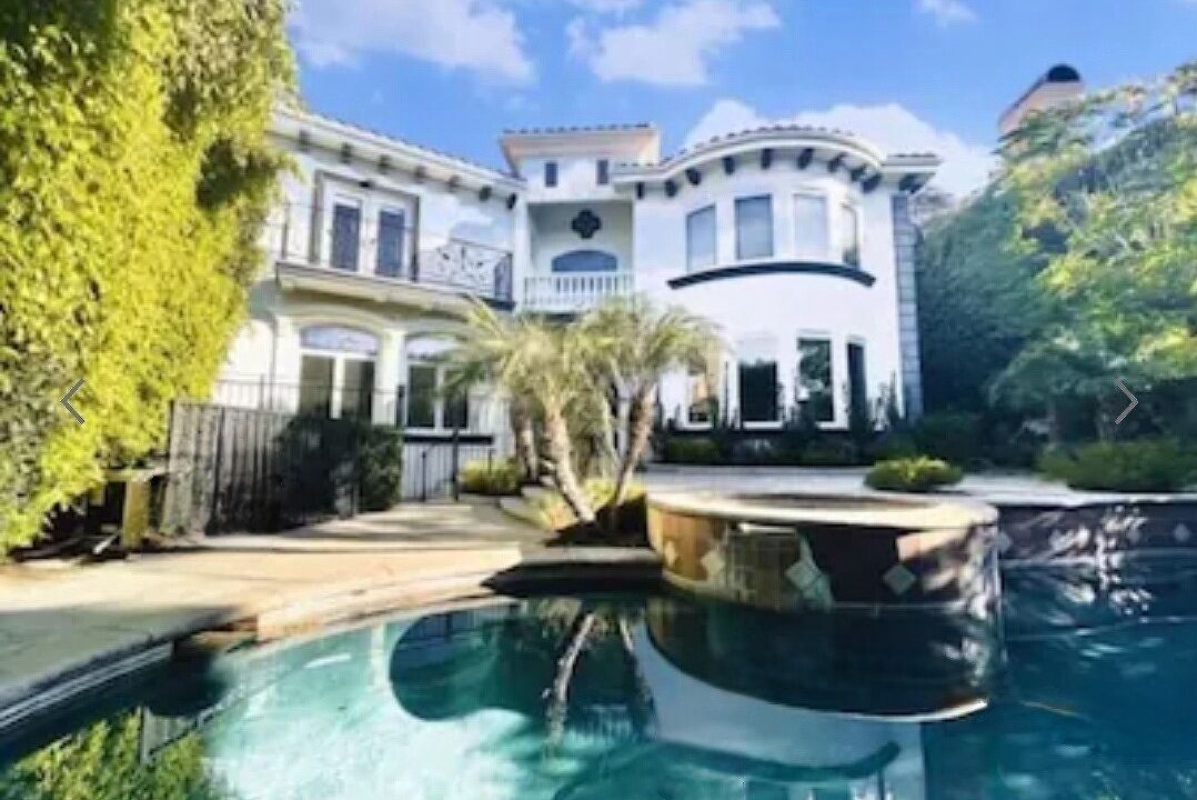 Photo of Others in Bel Air