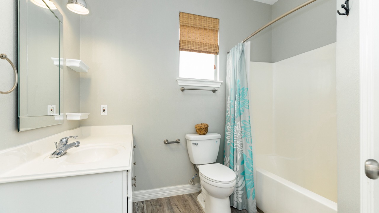 Photo of Bathroom in Indian Beach