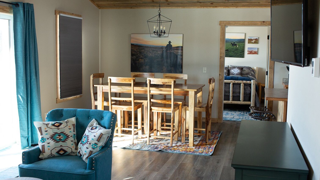 Photo of Livingroom in Saratoga