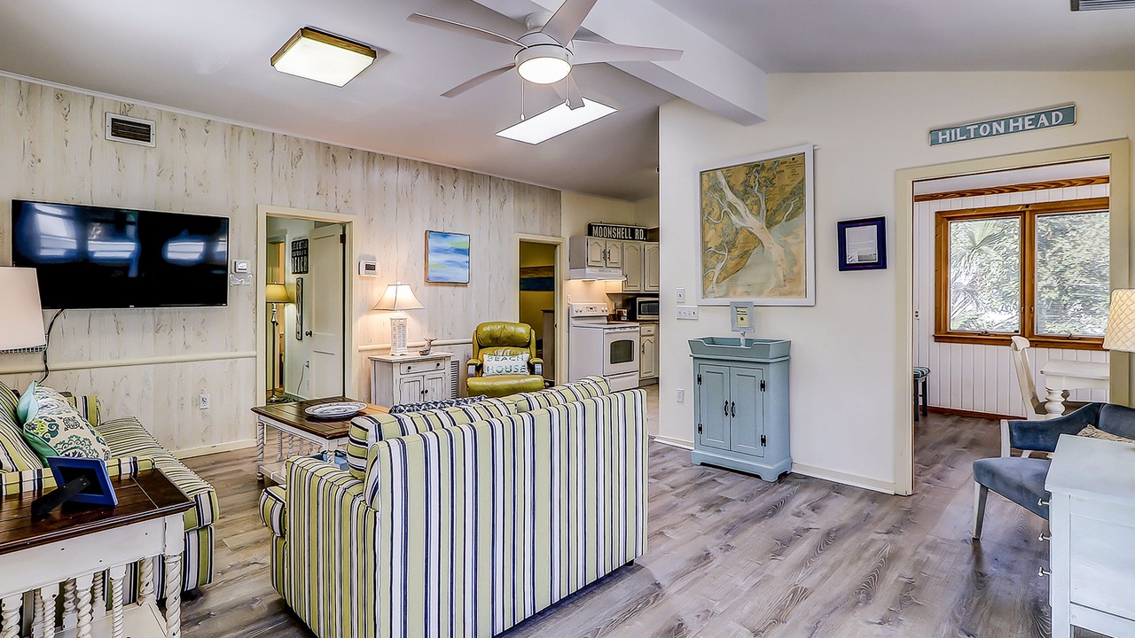 Photo of Livingroom in Folly Field