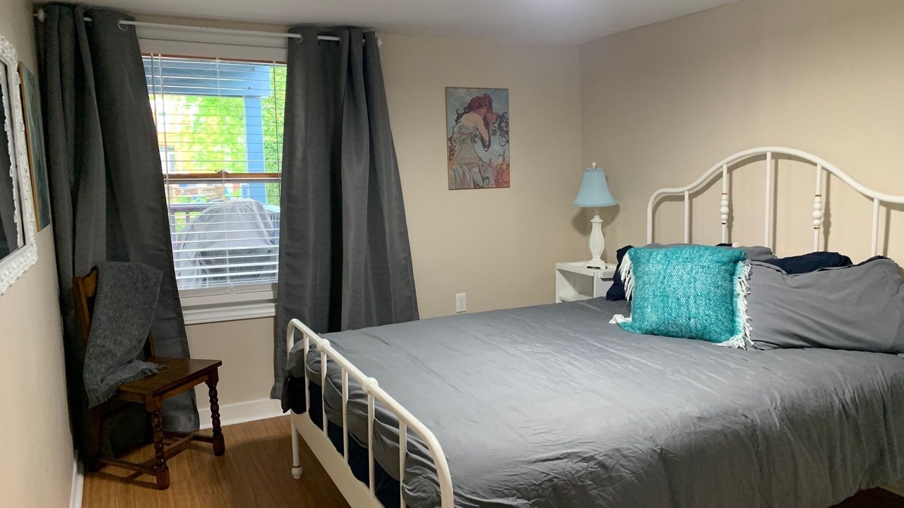 Photo of Bedroom in North End