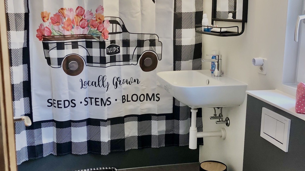 Photo of Bathroom in Litziruti