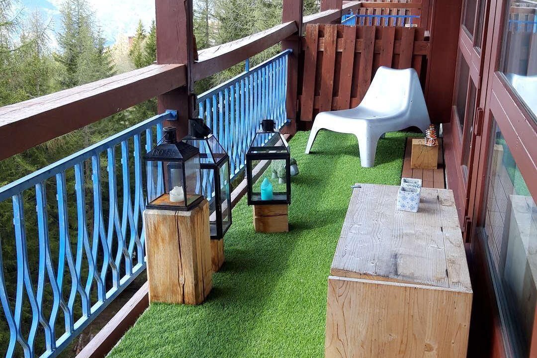 Photo of Outdoor in Arc-1800