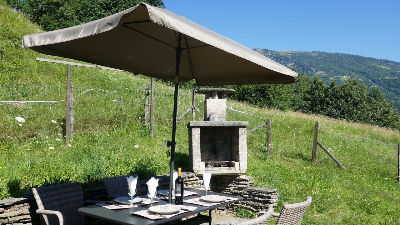 Photo of Outdoor in Negrentino