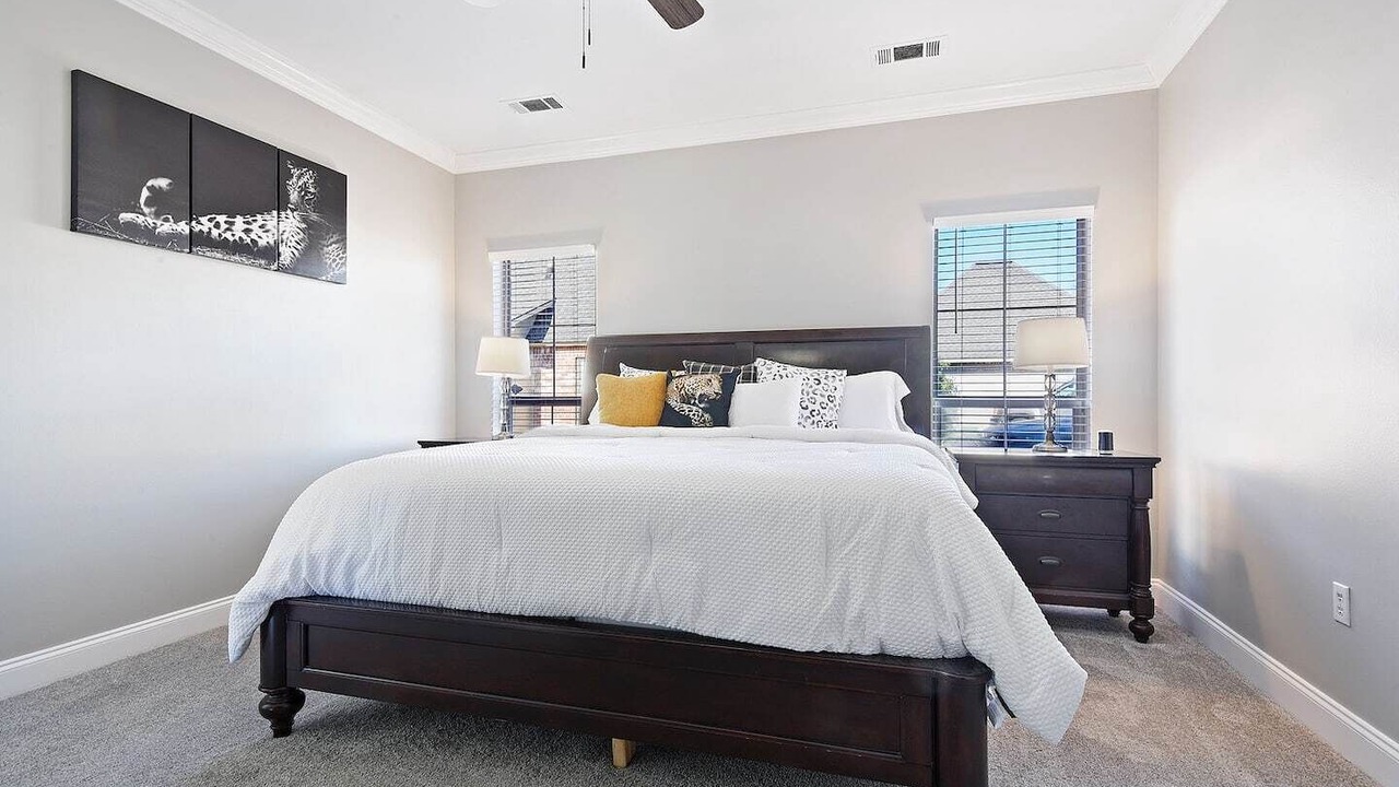 Photo of Bedroom in Sunshine