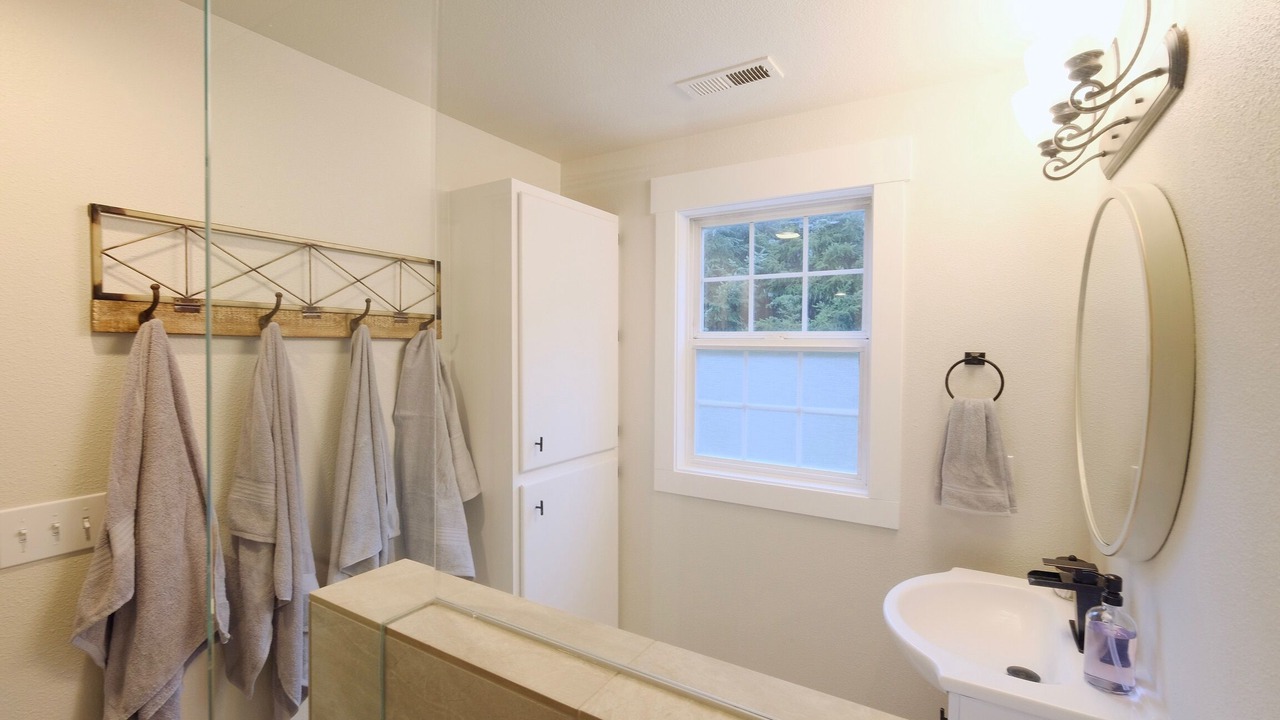 Photo of Bathroom in La Center