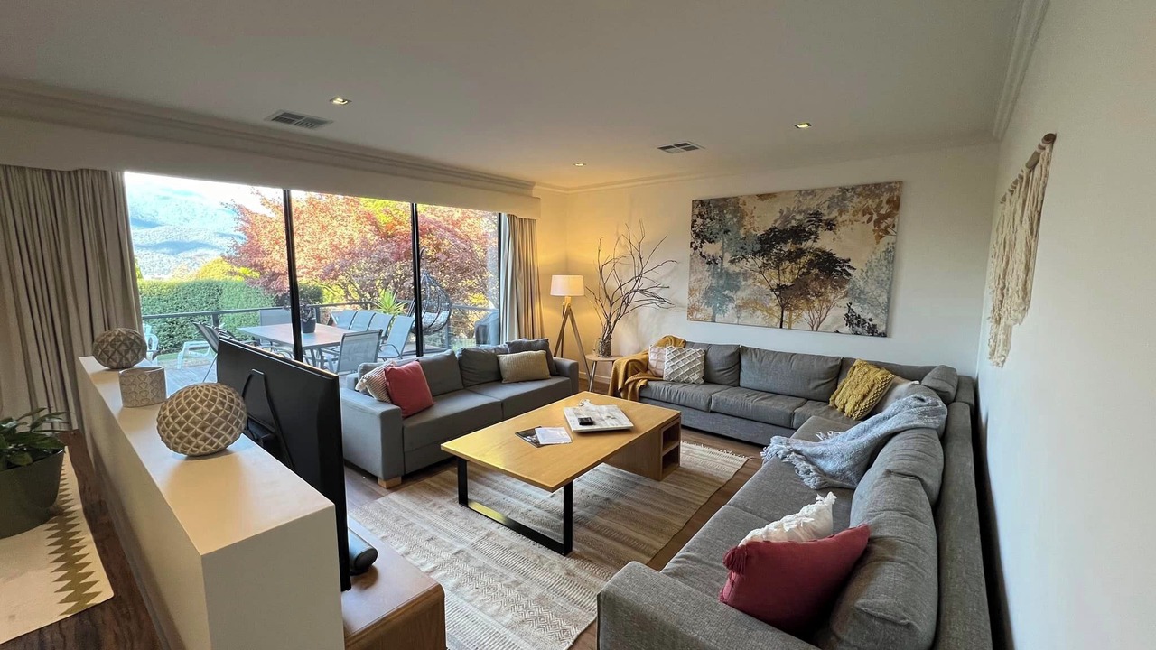 Photo of Livingroom in Tawonga South
