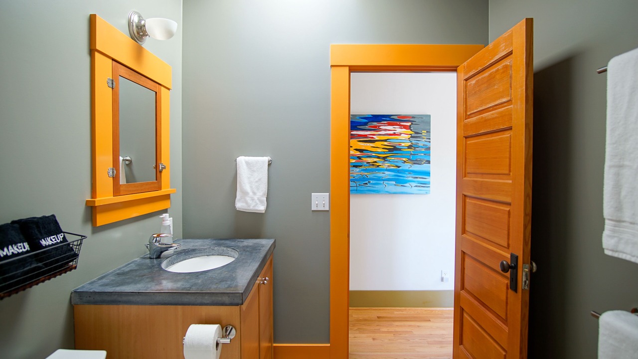 Photo of Bathroom in Foster - Powell