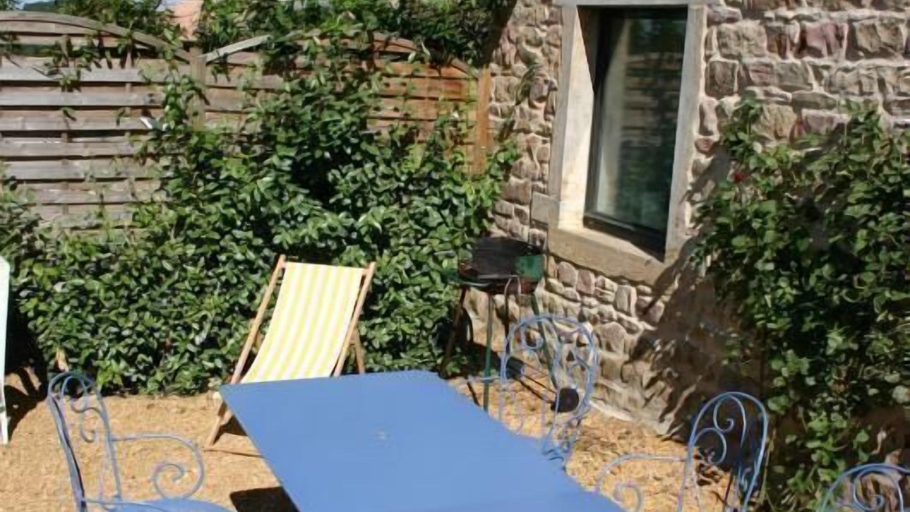 Photo of Patio Balcony in Poleymieux-au-Mont-d'Or
