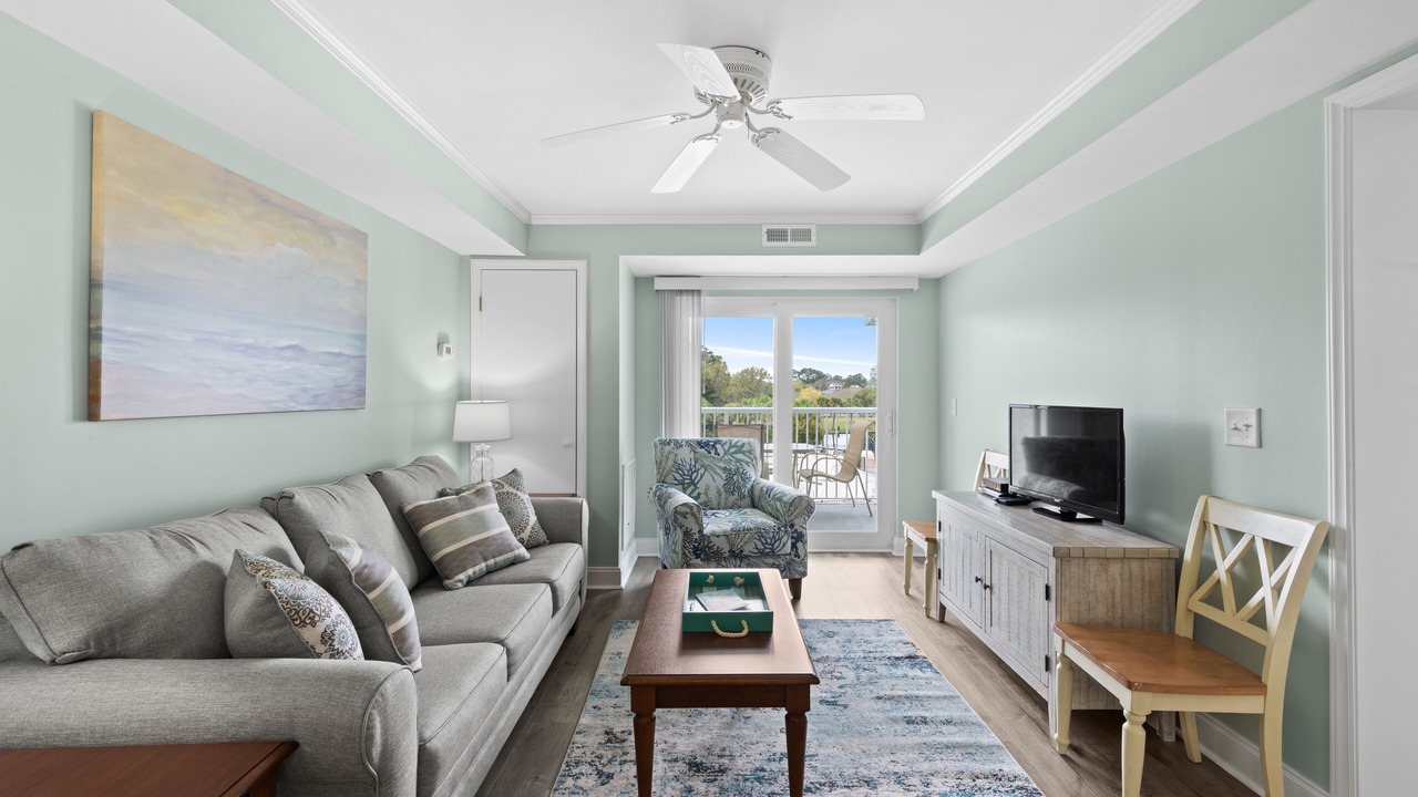 Photo of Livingroom in North Litchfield Beach