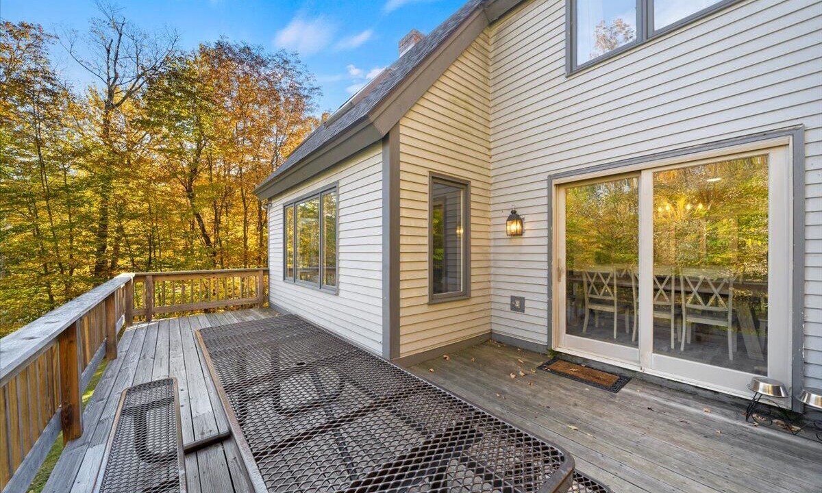 Photo of Patio Balcony in Stratton and Bromley Ski Areas
