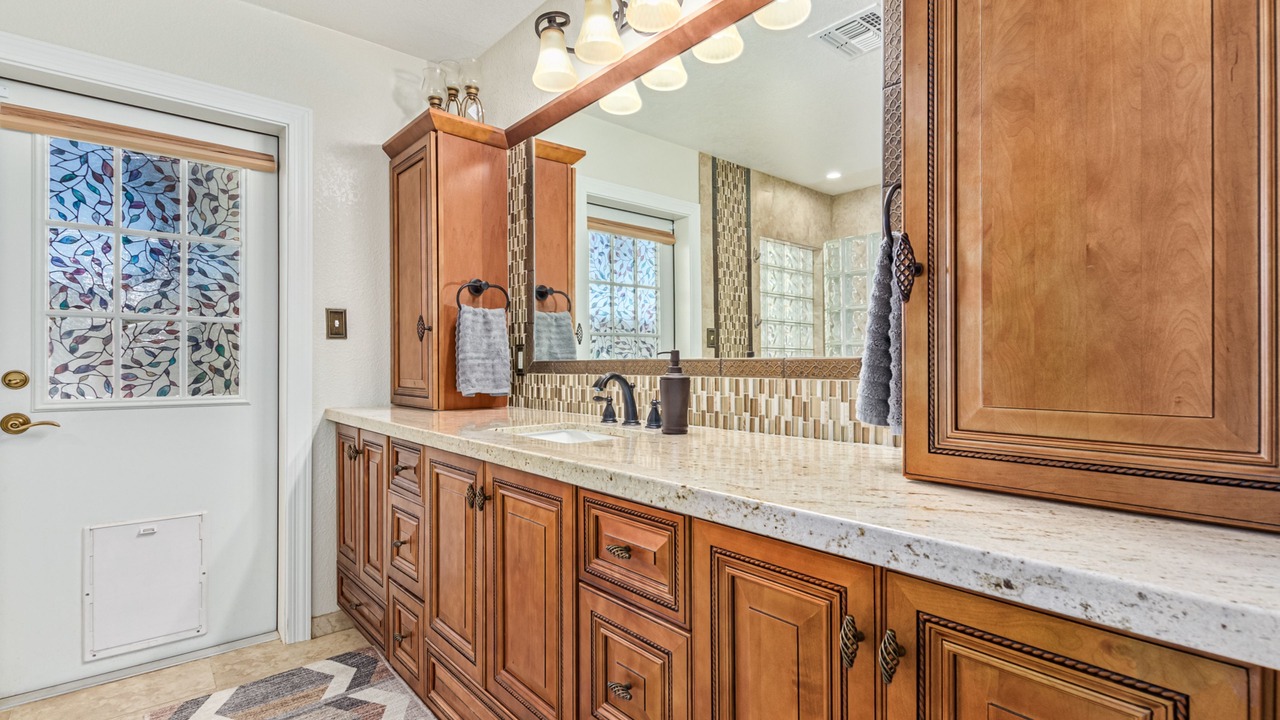 Photo of Bathroom in Glendale