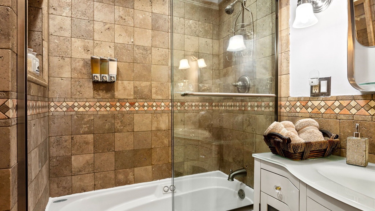 Photo of Bathroom in Dunning