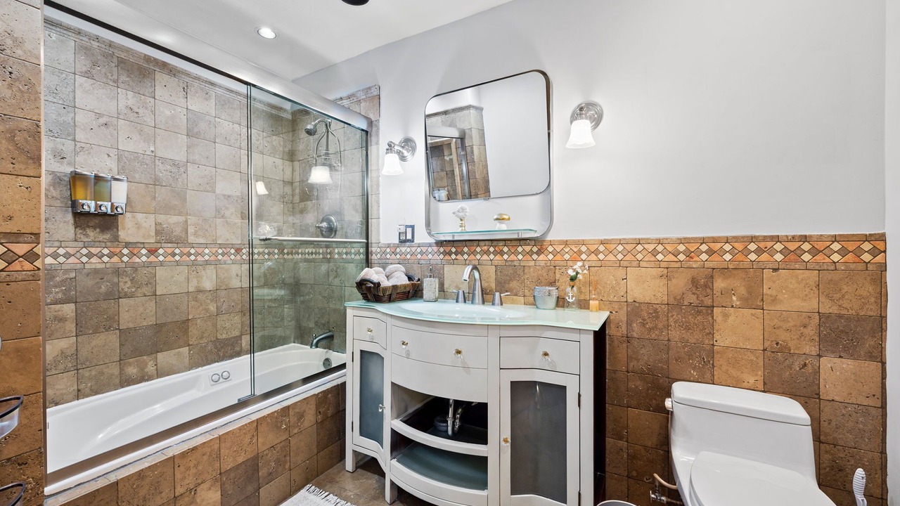 Photo of Bathroom in Dunning