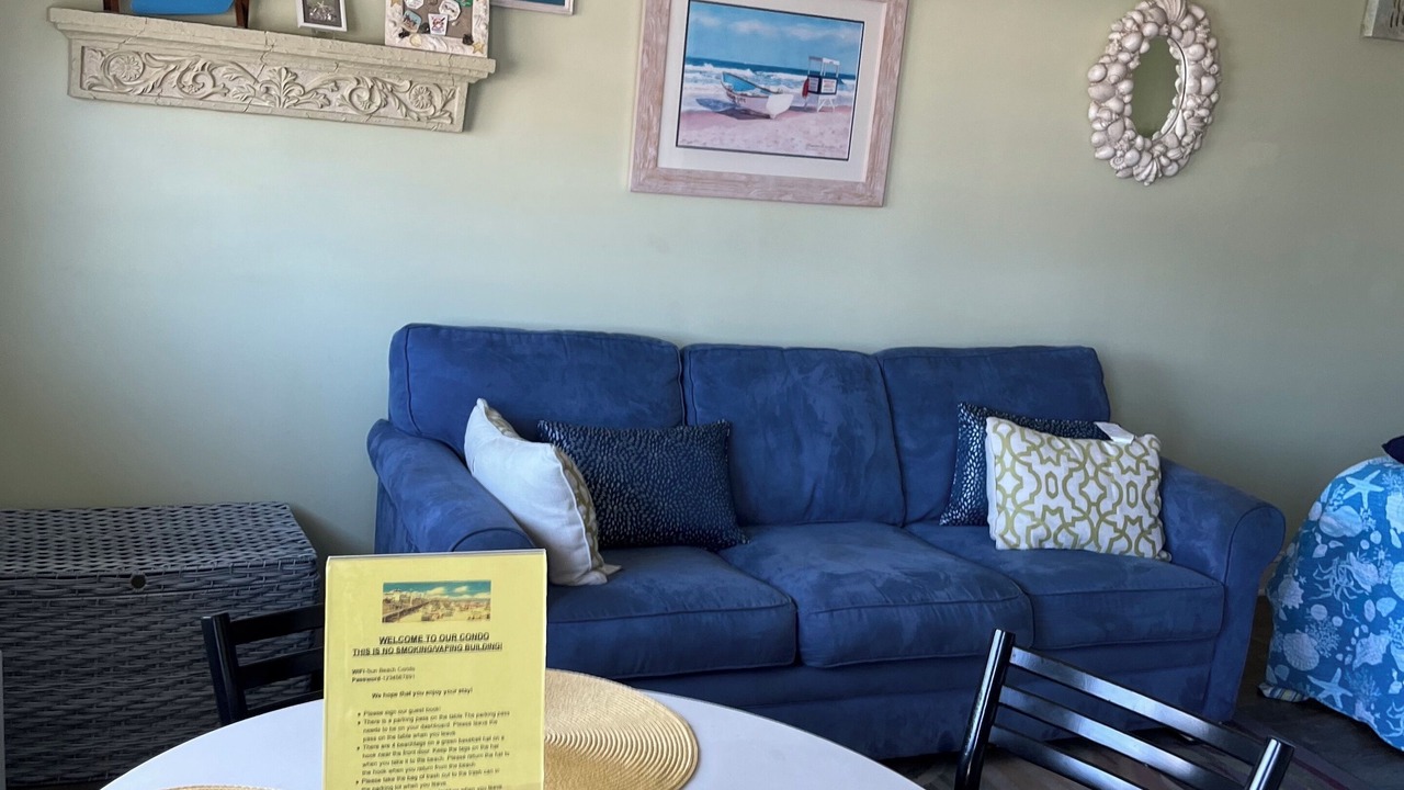 Photo of Livingroom in North End