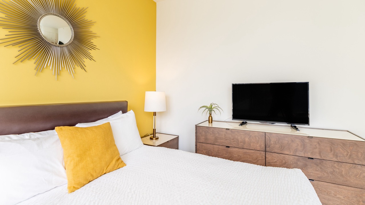 Photo of Bedroom in Downtown San Francisco