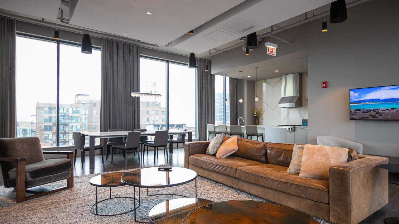 Photo of Livingroom in West Loop
