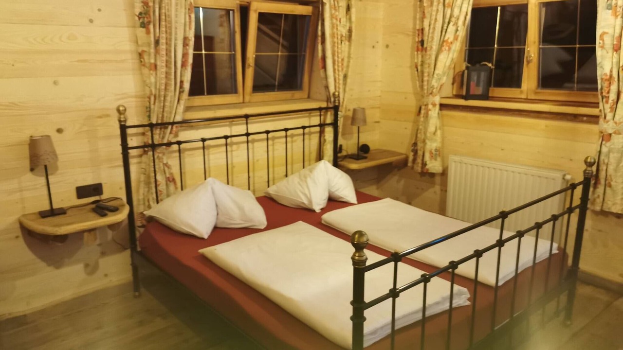 Photo of Bedroom in Ebbs