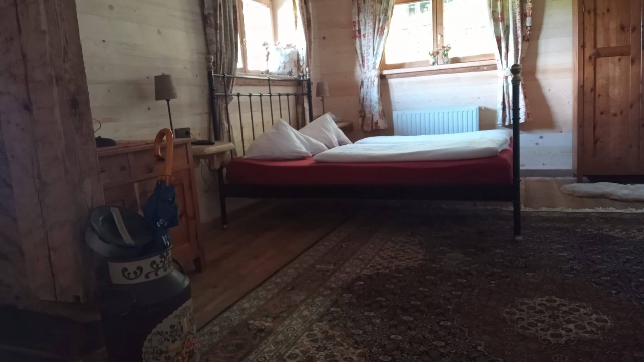 Photo of Bedroom in Ebbs