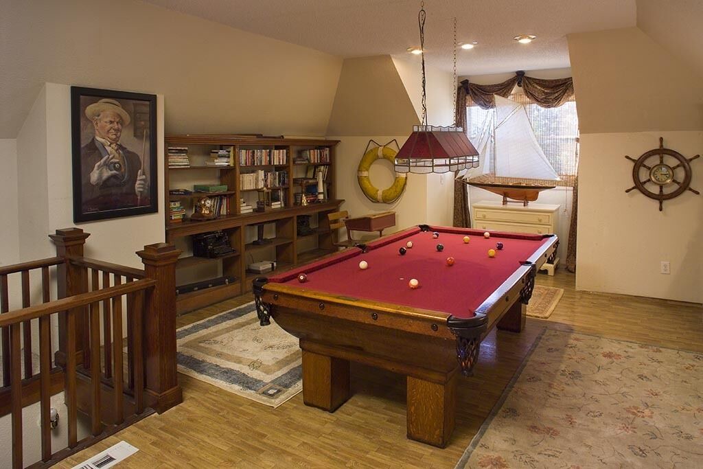 Photo of Bedroom in Mound City