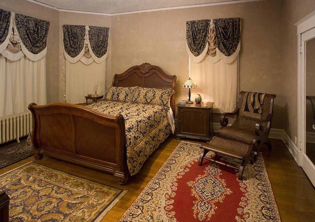 Photo of Bedroom in Mound City